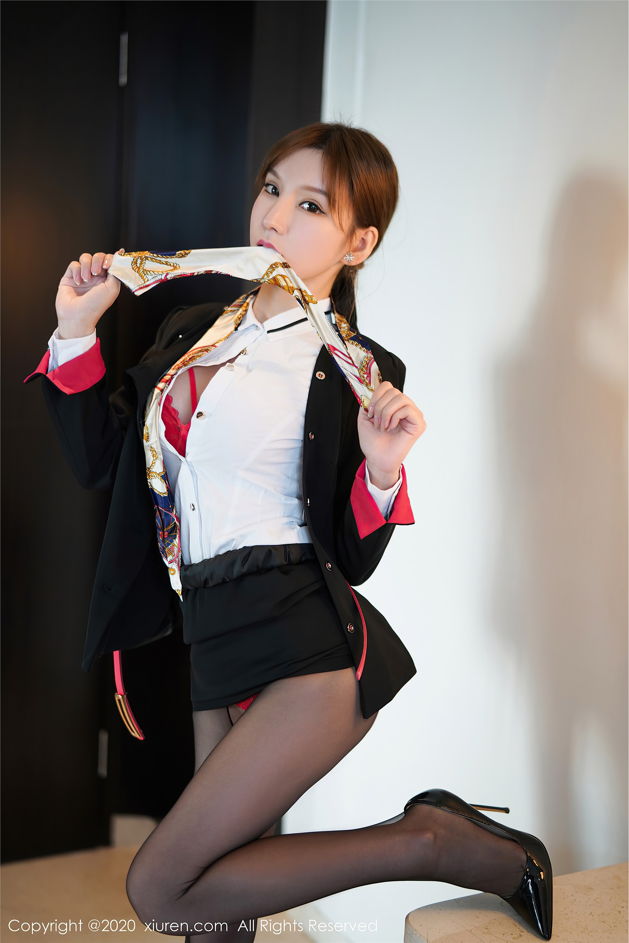 XiuRen秀人网 2020.12.18 No.2915 周于希Sandy